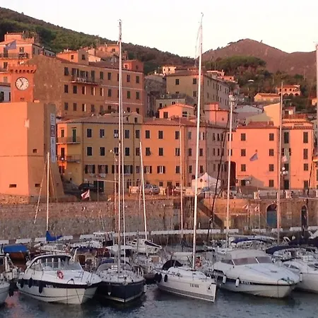 Il Fico, Isola D'elba, Piscina E Aria Condizionata Villa
